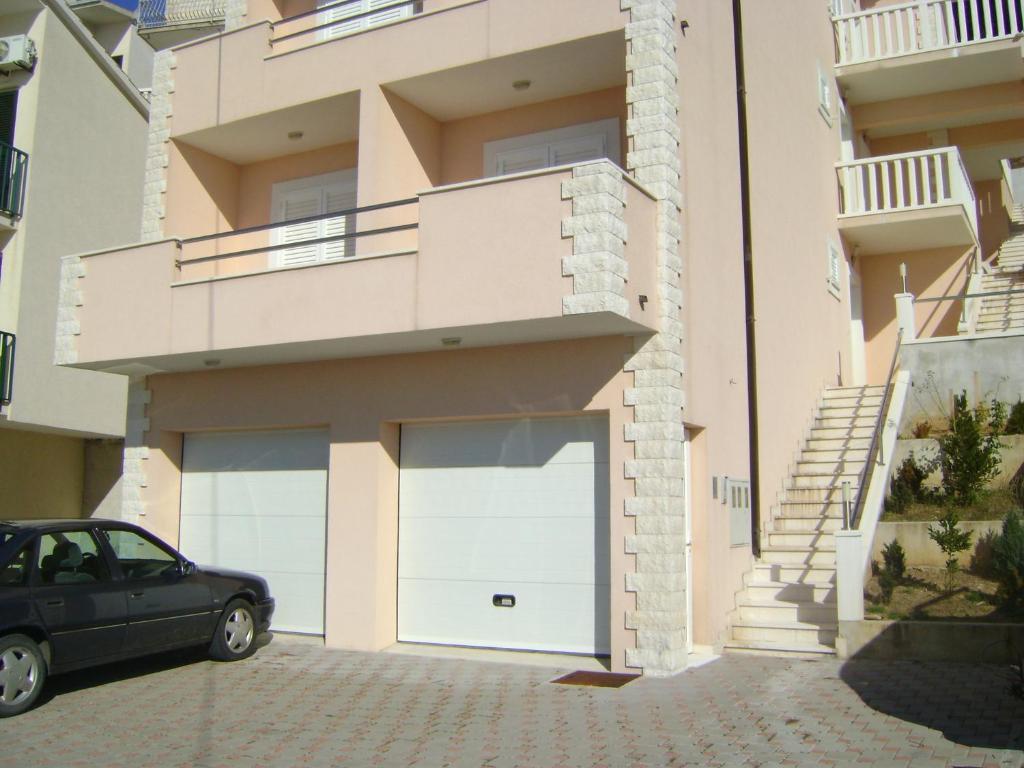 Apartments Maras Mimice Exterior photo